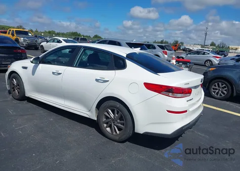 2020 Kia Optima Lx z USA, uszkodzony, nr VIN 5XXGT4L39LG413265